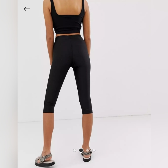 Monki Cropped Leggings - Picture 2 of 3
